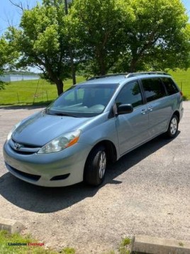 2006 Toyota Sienna LE 7-Pass V6 - (Independence)
