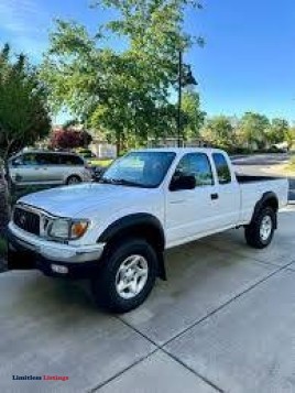 2005 tacoma - (jacksonville)
