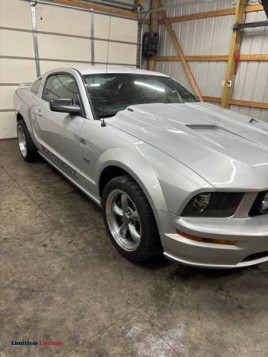 2006 MUSTANG BODY - (Canton)