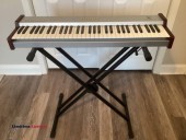 Verdin STS-61 Master Keyboard and stand