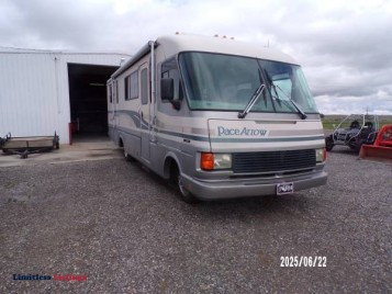 1994 Fleetwood Pace Arrow - (Powell Wy)